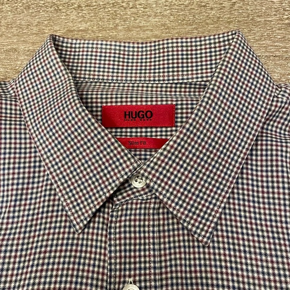 Men’s Hugo Boss long sleeve button down shirts size medium - Picture 8 of 9